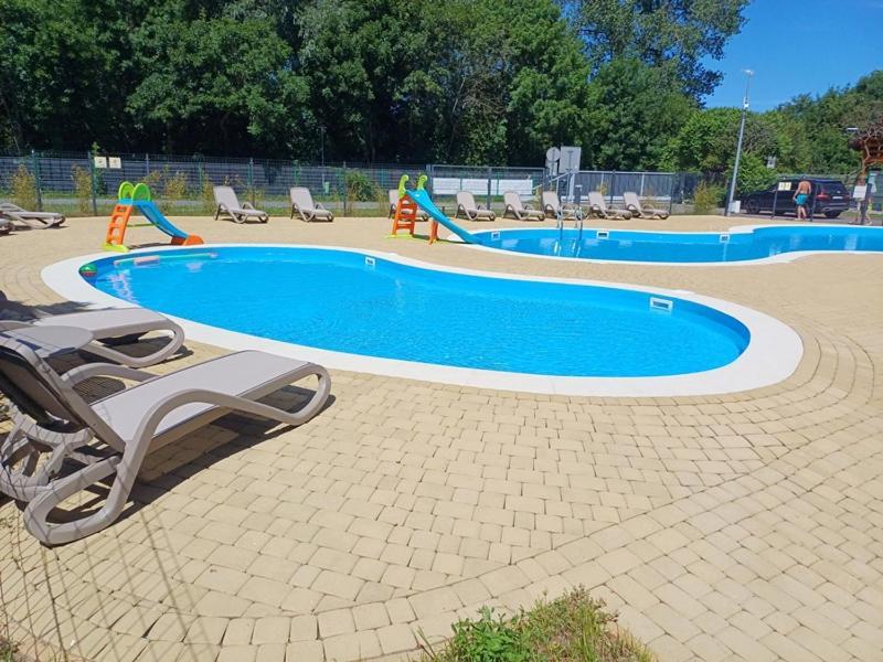 Horyzont Apartamenty- 50M Od Morza!!!Apartamenty Prywatne W Family Dominikana- Self Check In เชียโนเซตี ภายนอก รูปภาพ