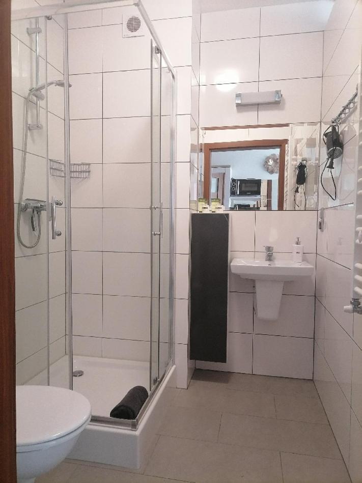 Horyzont Apartamenty- 50M Od Morza!!!Apartamenty Prywatne W Family Dominikana- Self Check In เชียโนเซตี ภายนอก รูปภาพ