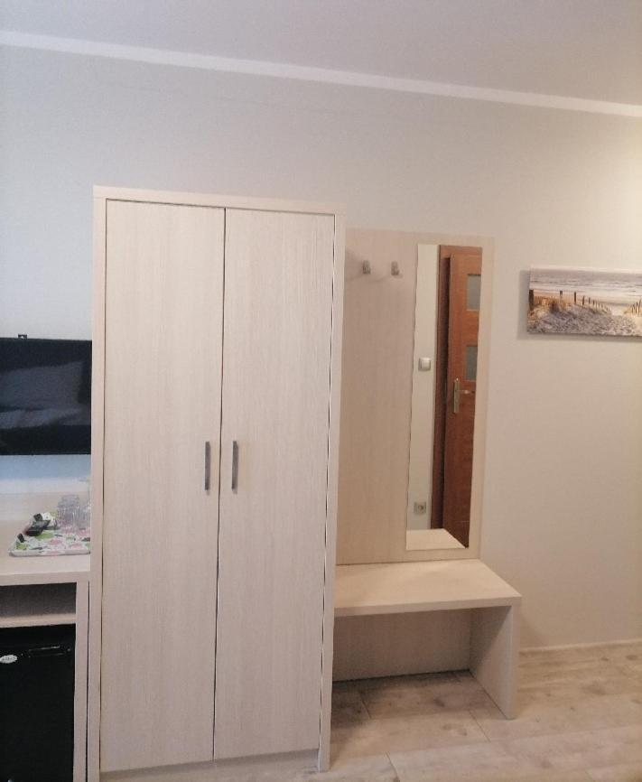 Horyzont Apartamenty- 50M Od Morza!!!Apartamenty Prywatne W Family Dominikana- Self Check In เชียโนเซตี ห้อง รูปภาพ